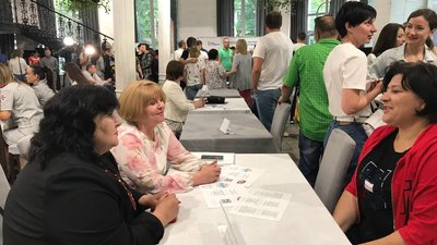 В Одесі 30 компаній презентували вакансії для переселенців. ВІДЕО В Одесі 30 компаній презентували вакансії для переселенців. ВІДЕО
