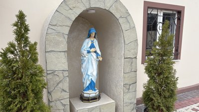"Україна — це моя місія". Історія священника з Польщі, який живе у Первомайську та волонтерить "Україна — це моя місія". Історія священника з Польщі, який живе у Первомайську та волонтерить