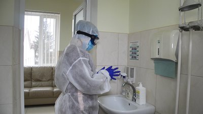 Телефонними дзвінками розпочинається і завершується робочий день лікарки з Тернопільщини Телефонними дзвінками розпочинається і завершується робочий день лікарки з Тернопільщини