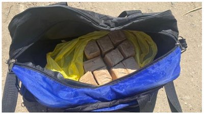 Більш ніж тисяча набоїв до автомата Калашникова. За підозрою в збуті боєприпасів на Дніпропетровщині затримали чоловіка