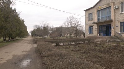 Вода по пів години двічі на добу: у селі на Херсонщині не можуть розв'язати проблему водопостачання