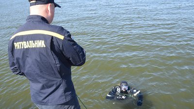 У Миколаєві рятувальники знайшли тіло дівчини У Миколаєві рятувальники знайшли тіло дівчини