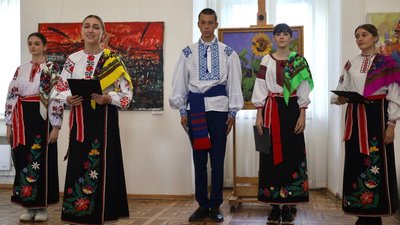 В Ужгороді стартував VI міжнародний літературний фестиваль "Карпатська ватра"