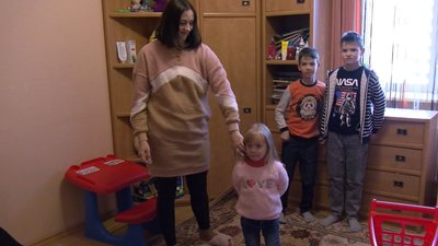 Фото доньки побачила в інтернеті: лучанка розповіла, як стала мамою дитині з дитбудинку Фото доньки побачила в інтернеті: лучанка розповіла, як стала мамою дитині з дитбудинку
