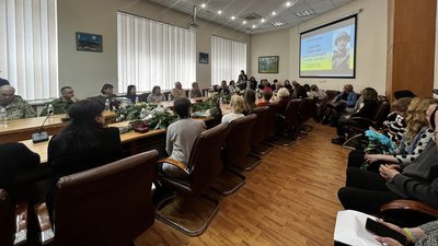 В Житомирі рідним та близьким полеглих за Україну воїнів передали державні нагороди В Житомирі рідним та близьким полеглих за Україну воїнів передали державні нагороди