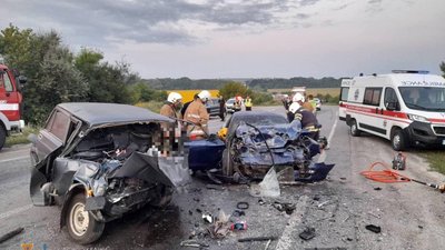 Фото з місця події Фото з місця події