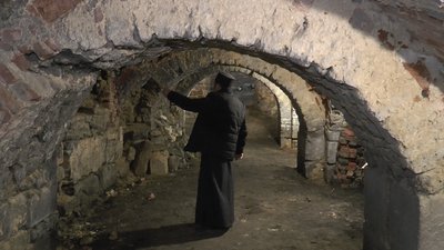 Як волонтери в Городенці відновлюють 260-річний костел Як волонтери в Городенці відновлюють 260-річний костел