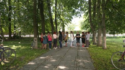 На Чернігівщині через відсутність укриття можуть закрити навчальний заклад: що кажуть батьки та педколектив На Чернігівщині через відсутність укриття можуть закрити навчальний заклад: що кажуть батьки та педколектив