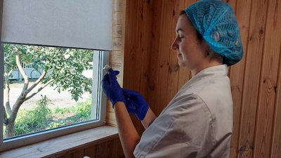 Дбають про здоров’я людей у віддалених селах: Черкащиною курсує "вакцинобус" Дбають про здоров’я людей у віддалених селах: Черкащиною курсує "вакцинобус"