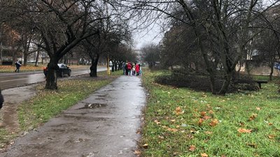 Мешканці будинку на Заньковецької, 4 в Ужгороді проти забудови прибудинкової території
