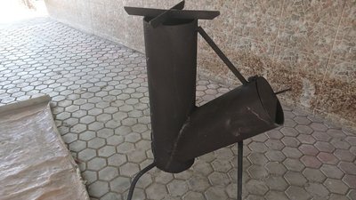 Без світла та газу. Волонтери передали жителям Херсона допомогу Без світла та газу. Волонтери передали жителям Херсона допомогу