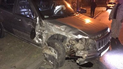 В Одесі автівка зіткнулась зі "швидкою"