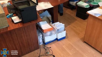 Оборудки із землею проводили "чорні реєстратори" на Сумщині Оборудки із землею проводили "чорні реєстратори" на Сумщині