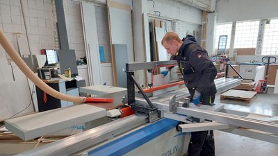Вийшли на ринок ЄС: з Харкова на Львівщину релокували підприємство з виготовлення меблів Вийшли на ринок ЄС: з Харкова на Львівщину релокували підприємство з виготовлення меблів