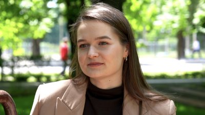 Кримчанка Анастасія — про отримання українського атестату і диплому