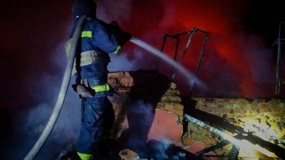 Пожежа у Шосткинському районі через російський обстріл