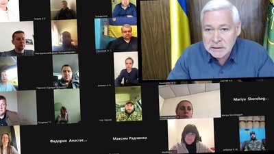 З бомбосховищ і передової — в Zoom: депутати Харківської міськради засудили вторгнення РФ