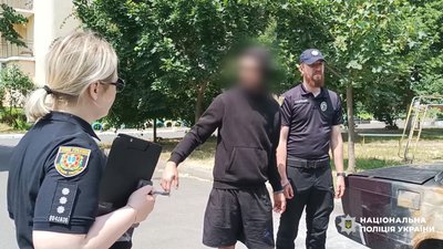 В Одесі затримали чоловіків, підозрюваних у підпалі авто місцевої жительки