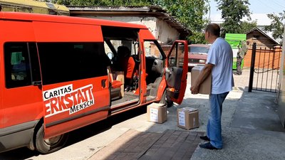 Франківський Карітас припинив прийом вживаного одягу на час карантину Франківський Карітас припинив прийом вживаного одягу на час карантину
