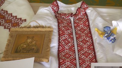 Духовна броня. В Івано-Франківську збирають вишиванки для військових на передову Духовна броня. В Івано-Франківську збирають вишиванки для військових на передову