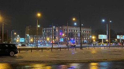 До харківського аеропорту прибув літак з тілом Кернеса До харківського аеропорту прибув літак з тілом Кернеса