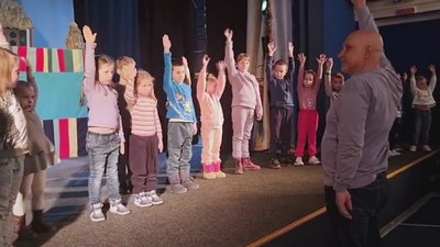Тренінг для дітей у театрі ляльок. Фото: Суспільне Поділля Тренінг для дітей у театрі ляльок. Фото: Суспільне Поділля