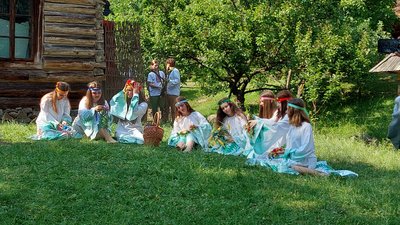 В Закарпатському музеї-скансені відсвяткували Івана Купала В Закарпатському музеї-скансені відсвяткували Івана Купала