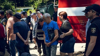 Жодна будівля не вціліла. Пацієнтів Атинського психоневрологічного інтернату на Сумщині евакуювали Жодна будівля не вціліла. Пацієнтів Атинського психоневрологічного інтернату на Сумщині евакуювали