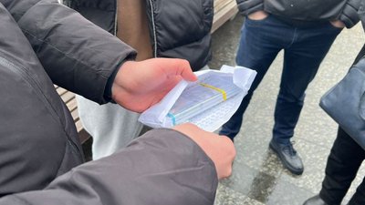Правоохоронці затримали юнака, який сприяв виїзду військовозобов'язаних за кордон