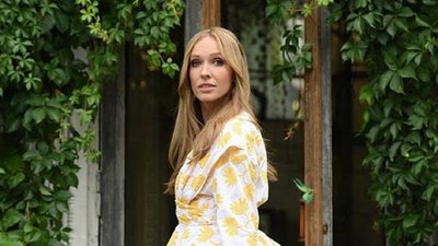 "Не встигала на потяг". У Трускавці патрульна поліція відвезла телеведучу Катерину Осадчу до вокзалу