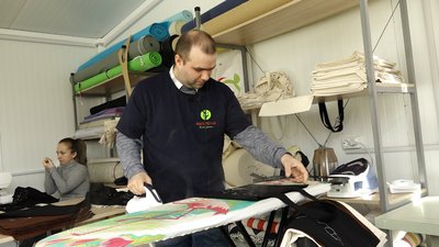 Перші на Прикарпатті. Люди з інвалідністю шиють екосумки
