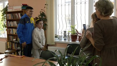 "Змотивувати молодь": у бібліотеці на Волині відбулась зустріч з паралімпійським чемпіоном "Змотивувати молодь": у бібліотеці на Волині відбулась зустріч з паралімпійським чемпіоном