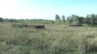 Залишки парому в селі Дробишів.