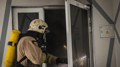 рятувальник, дснс, пожежа