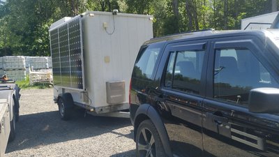 Шведські благодійники на Волині передали допомогу військовим Шведські благодійники на Волині передали допомогу військовим