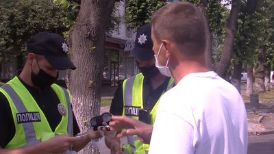 "Увага! Спецсигнал": волинянина оштрафують, бо не пропустив швидку