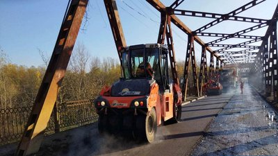 На Закарпатті завершили ремонт мосту біля КПП "Вилок". Рух транспорту вже відновили