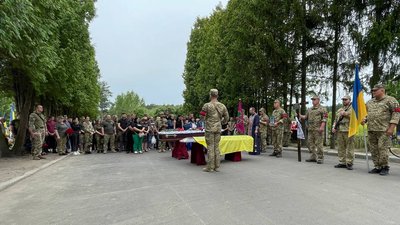 Похорон прикордонника Ігоря Мєлєхіна