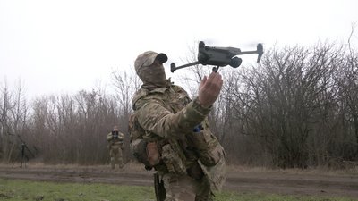 У Харкові цивільні інструктори навчають військової аеророзвідки У Харкові цивільні інструктори навчають військової аеророзвідки