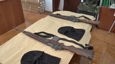 «Зі зброєю треба вміти поводитися»: добровольцям на Полтавщині почали видавати озброєння