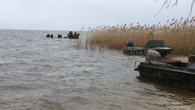 Чоловіка, який перекинувся з човна на Полтавщині, шукають майже тиждень