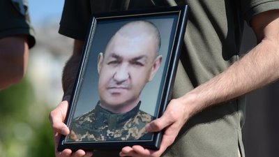 У Рівному попрощались із 45-річним військовим Володимиром Сувановим