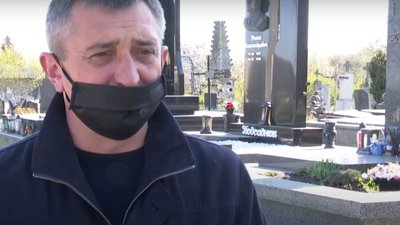 Під час карантину на кладовищах Тернопільської громади прибирають працівники "Ритуальної служби"