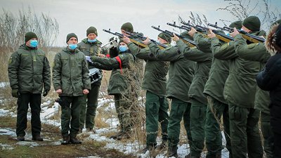 На Херсонщині попрощалися з трьома нацгвардійцями, які загинули у Дніпрі На Херсонщині попрощалися з трьома нацгвардійцями, які загинули у Дніпрі