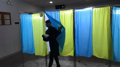 У Мурованській громаді на Львівщині обирають голову. Порушень не зафіксували