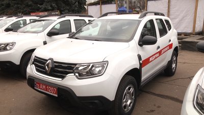 Автопарк сільських амбулаторій Житомирщини поповнився 18-ма новими автівками