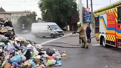 Хтось викинув сигнальну ракету і сміттєвий бак і вона загорілася Миколаїв
