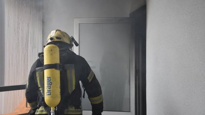 В Одесі горів офіс на 24 поверсі: травмованих немає В Одесі горів офіс на 24 поверсі: травмованих немає