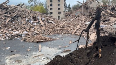 Розбудили вибухом. Удар ФАБ-1500 по Слов'янську вранці 15: що містяни розказали про атаку Розбудили вибухом. Удар ФАБ-1500 по Слов'янську вранці 15: що містяни розказали про атаку