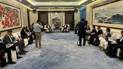 Дмитро Кулеба обговорив з Китаєм можливості регіональної співпраці на Миколаївщині Дмитро Кулеба обговорив з Китаєм можливості регіональної співпраці на Миколаївщині